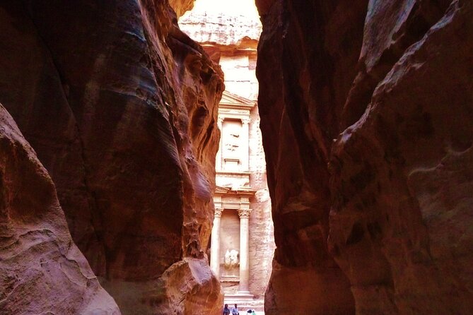1 Day Tour to Petra From Eilat - Lunch in Wadi Musa after the ruins