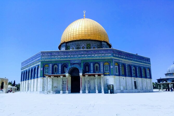 All Inclusive Walking Tour Old City Jerusalem - Lunch, coffee, and the value of $120