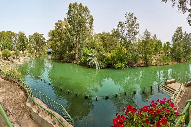 Bethlehem, Jericho & Jordan River Tour from Jerusalem - Guides, group size and the quality of explanations