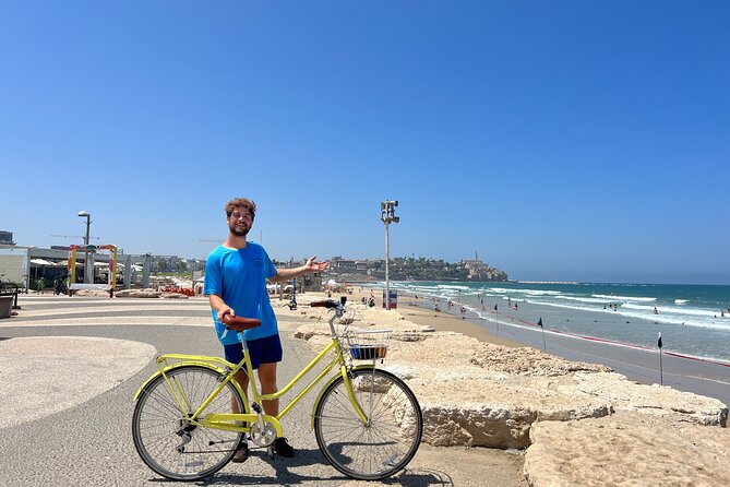 Bicycle Rentals - Following the coast toward the Tayelet