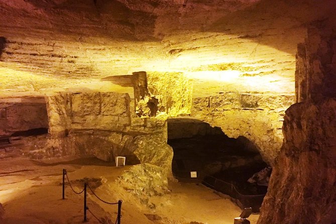 Discover the Secrets of the Underground Jerusalem with a private tour - Jerusalem Archaeological Park and the Southern Wall