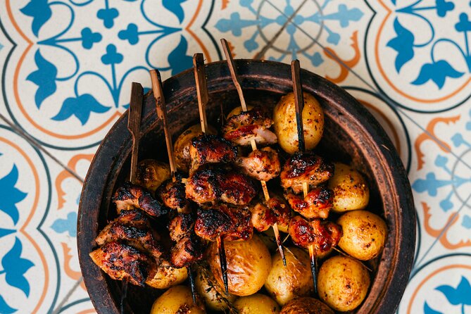 Experience Shabbat With Dinner In Jerusalem - Meeting Osnat, Rabbi Shaul, and their family