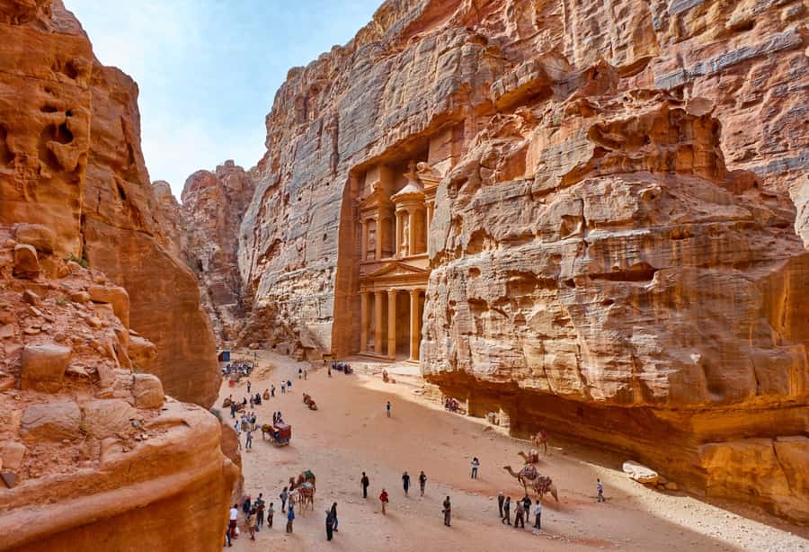 From Eilat: Petra Tour with Transfer and Lunch - Small groups, guides, and the human side