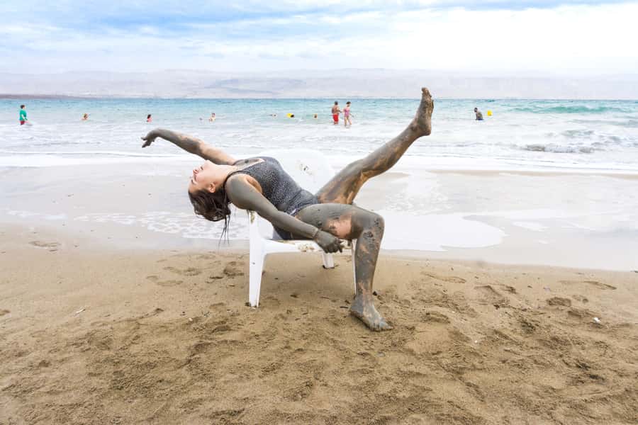 From Jerusalem: Dead Sea Chill Out Half-Day Trip - Arriving at the salt-heavy water