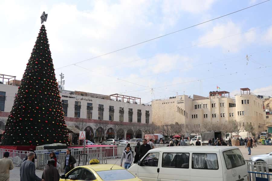 From Jerusalem: Half-Day Bethlehem Guided Tour - The olive wood workshop and handicraft stop