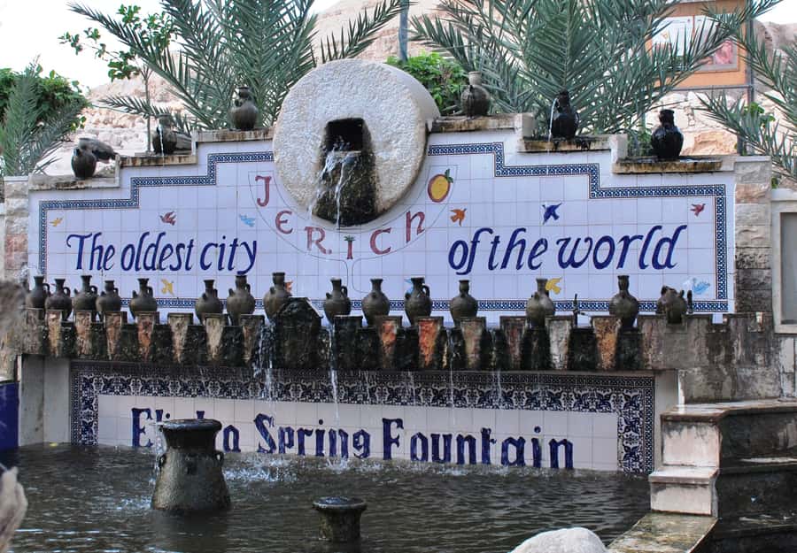 From Tel Aviv: Bethlehem, Jericho and Qasr al-Yahud Tour - The Judean Desert and the Inn of the Good Samaritan