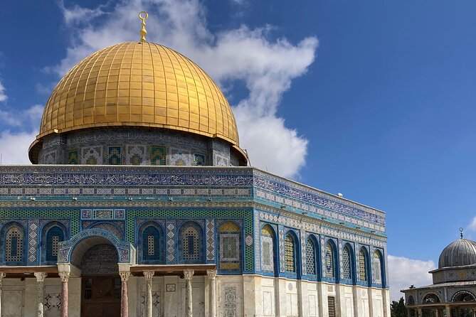 Fully Inclusive Private Customized Israel Tour - The minivan, lunch, and included costs