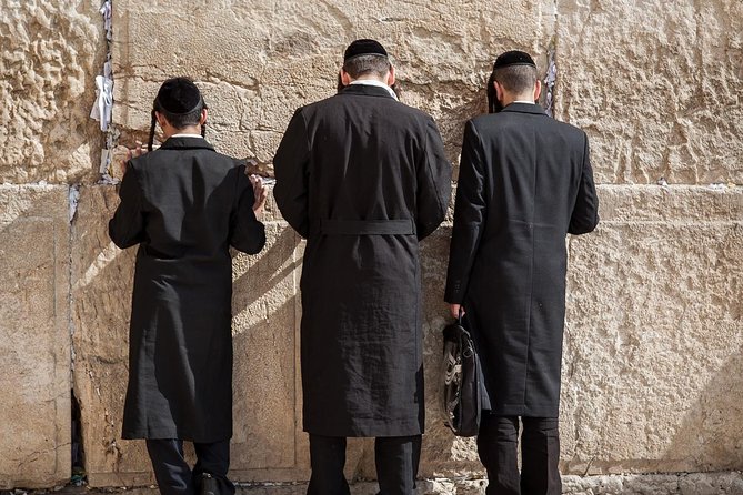 Groups and private tours to Israel and Joradn and other destinations. - Guide quality and language