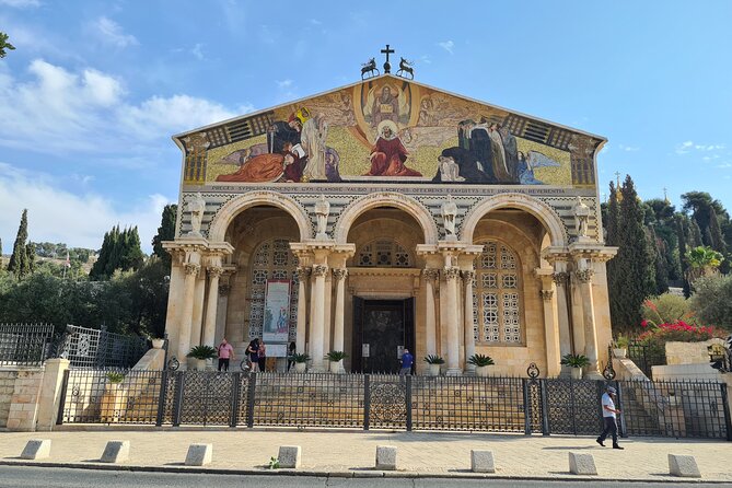 In The Footsteps of Jesus Day Tour - Dguide Self Guiding App - Bethesda and the acoustics of St. Ann’s Church