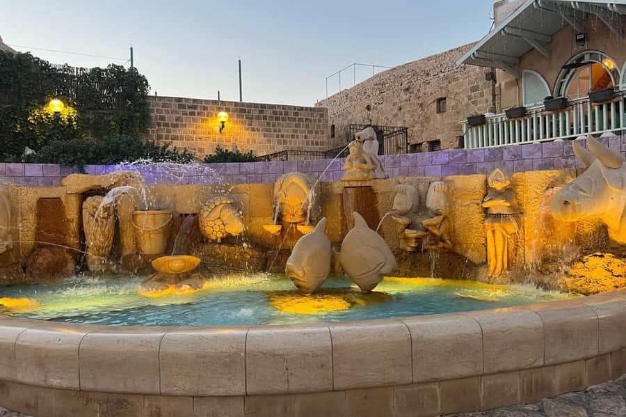 Jaffa: Old City, Port & Shuk Hapishpishim Walking Tour - Kdumim Square and the stone lanes