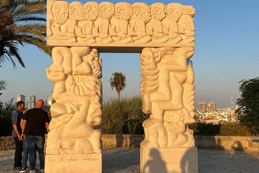 Jaffa: Old City, Port & Shuk Hapishpishim Walking Tour - Andromeda’s Rock and the Zodiac Bridge