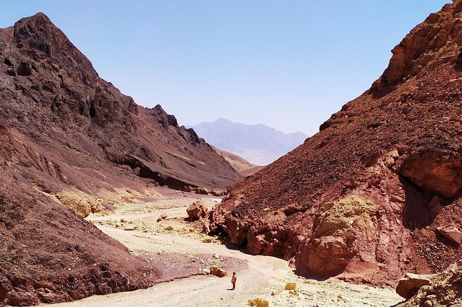 Jeep tour adventure Eilat mountains - Fire-Cooked Flatbread and Bedouin Tea