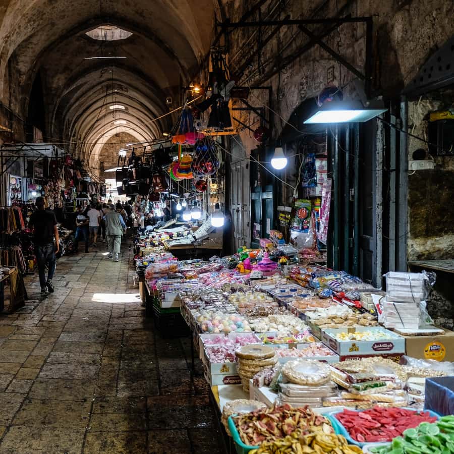 Jerusalem: 3–Hour Old City Tour in French - Is $82 a fair price for three hours?