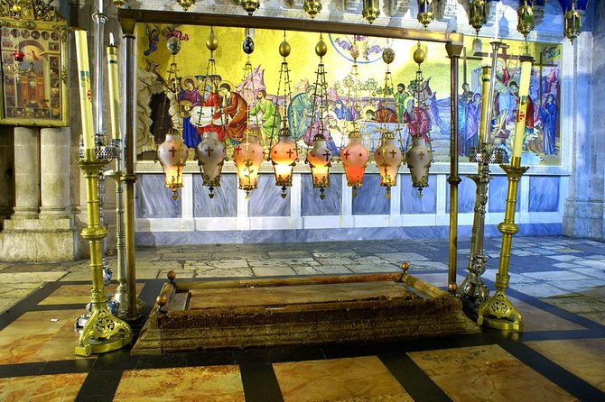 Jerusalem Half-Day Tour from Tel Aviv: Holy Sepulchre and Western Wall - Entering the Old City through several quarters