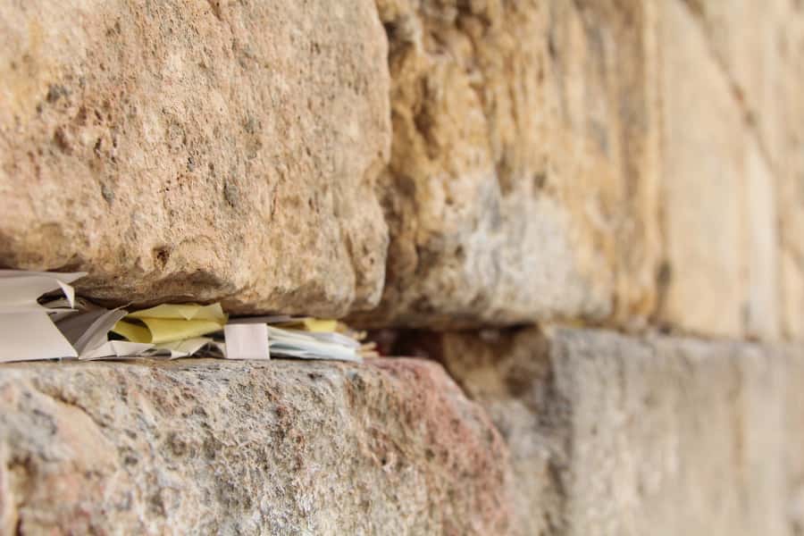 Jerusalem: Old City Shabbat Experience and Walking Tour - Dress, documents, and the Friday schedule