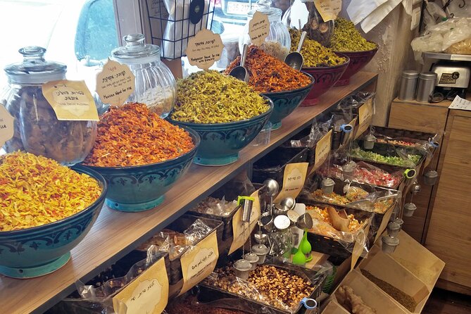 Levinsky Market Tasting Tour - What to bring for a hot Tel Aviv day