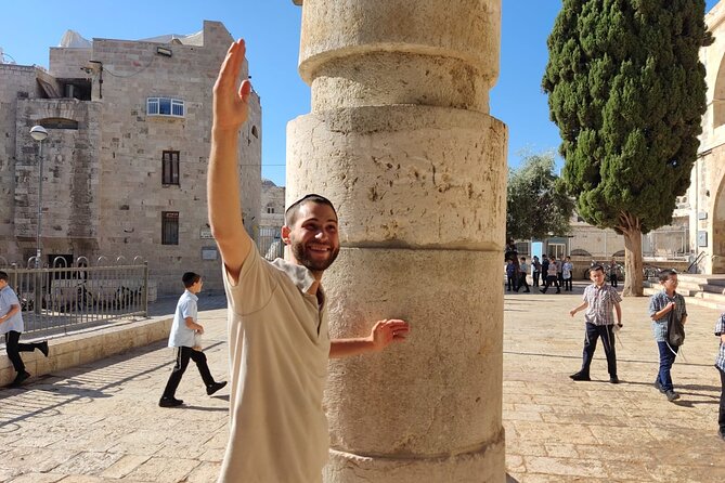 Magical Walking Tour in Old City of Jerusalem - The guide and the tone of the experience