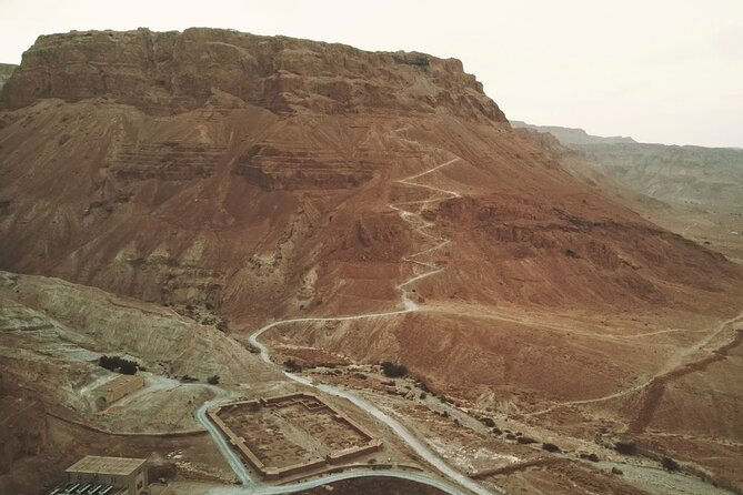 Masada & Dead Sea tour from Tel Aviv - ALL ENTRANCE FEES INCLUDED - Guiding makes the ruins easier to read