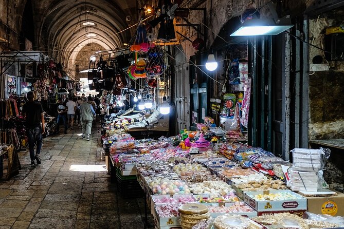 Morning Private Tour to Discover Jerusalem - The Church of the Holy Sepulchre requires focused attention