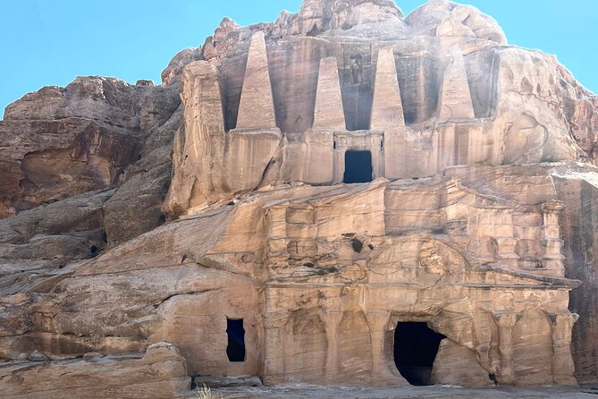 Petra 1-Day Tour from Jerusalem with FREE Authentic Lunch - The road to Petra