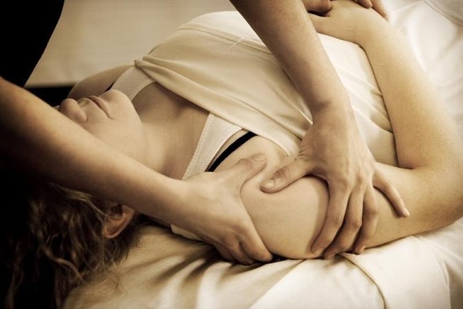 Private Couple Massage workshop - Taking turns gives the lesson its value