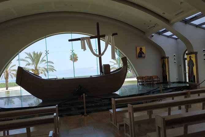 Private tour: Around the Sea of Galilee. - Tabgha and the mosaic of loaves and fishes