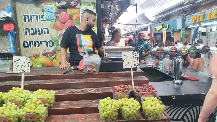 Private Tour to the Culinary World of Jerusalem Market - Meeting the Guide in Front of the Mural