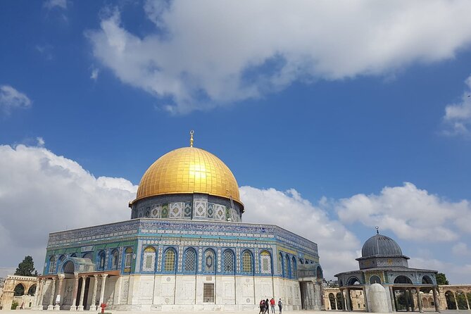 Private Walking Tour in the Old City of Jerusalem - Christian Quarter and the Route to the Holy Sepulchre