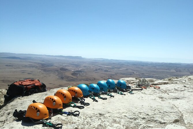 Rappelling Down the Ramon Crater Cliff - What happens during the two-hour outing