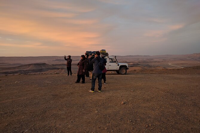 Sunset time Ramon Crater Jeep tour, bonfire and stargazing - Price, group size, and what you are paying for