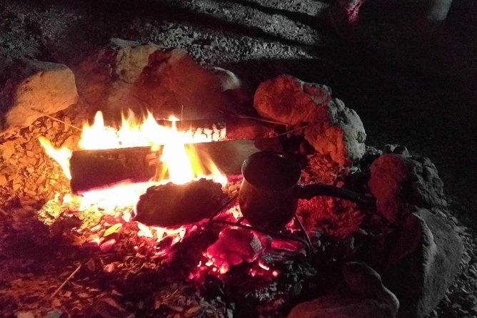 Sunset time Ramon Crater Jeep tour, bonfire and stargazing - Who should book this Ramon Crater tour?