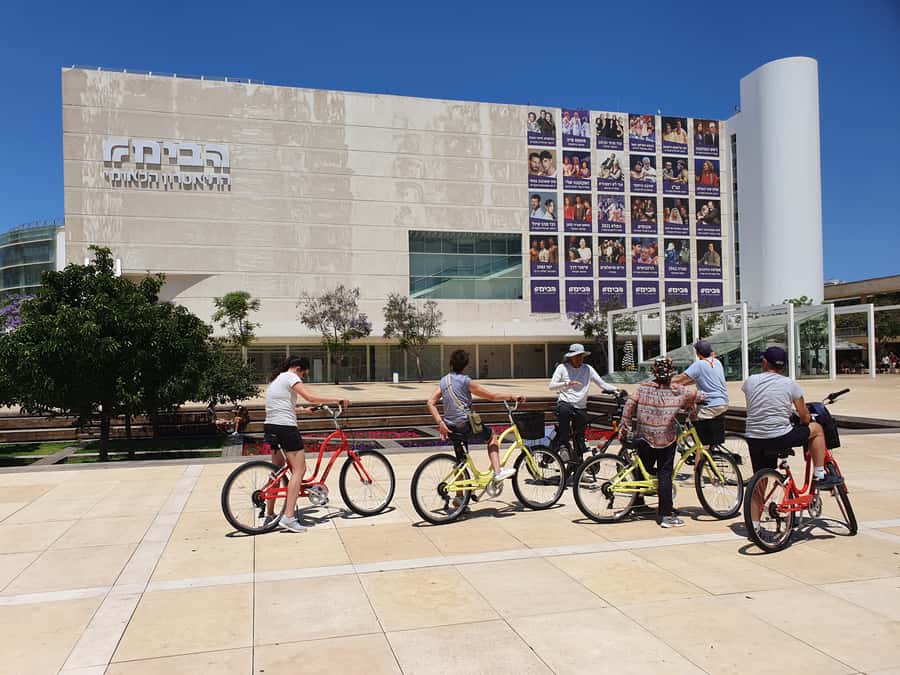 Tel Aviv 3-Hour Easy Bike Tour - Rothschild Boulevard and the Bauhaus city