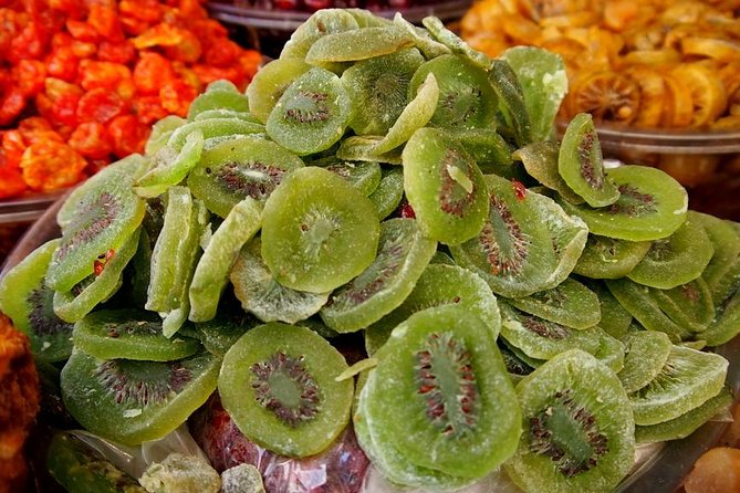 Tel Aviv Food Tour of the Carmel Market - Who will get the most from this food walk