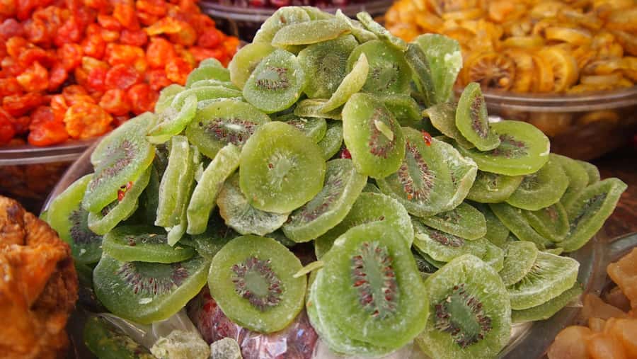 Tel Aviv: Jaffa & Carmel Market Walking Tour - Carmel Market turns sightseeing into lunch