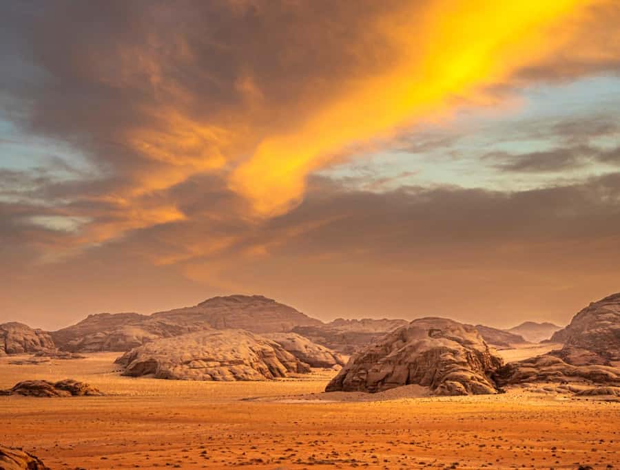 Tel Aviv: Petra & Wadi Rum 2-Day Glamping Trip with Flights - What $499 really covers