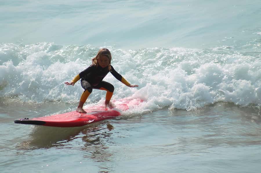 Tel Aviv: Professional Surfing Lessons at Beach Club TLV - Choosing the best time around your Tel Aviv plans