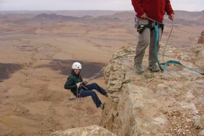 The Ramon Crater and rappelling package tour – an exciting combo tour.