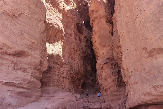 Timna park Jeep tour adventure - Short walks, climbing, and the small tunnel